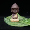 Små Buddha - keramisk staty - munkfigurin