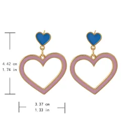 AretesPendientes largos con forma de corazón