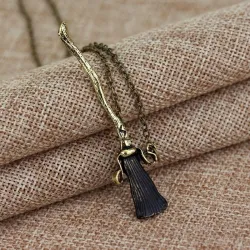 Magic broom pendant with nicklace - vintage pronssi
