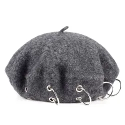 17th century beret - cap med silverringar