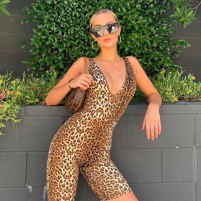 Sexy krótki kombinezon bez rękawówKombinezony