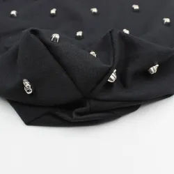 Cappello in cotone casual con teschio e anello in argento