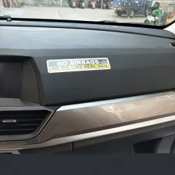 Bil klistermärke INGA AIRBAGS VI DIE LIKE REAL MEN - 2 bitar