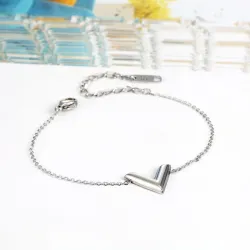 PulseraV letra - brazalete de acero inoxidable