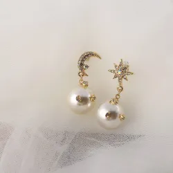 Star Moon Design Earrings (käytetty)
