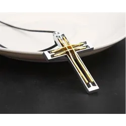 Double Hollow-out ruostumaton teräsristi - nahka kaulakoru