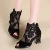 Peep toe sandaler - sexiga klackar - laced