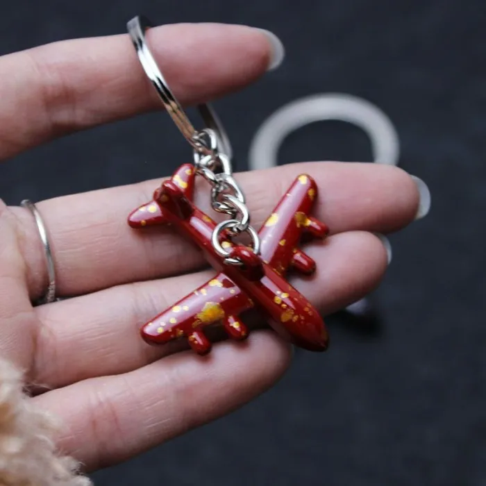 Mini avions - boucles - couleurs multiples