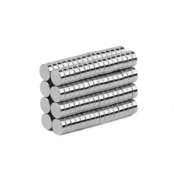 N35 Neodymium magneetit - vahva sylinterimagneetti - 4 * 1,5 mm - 100 kappaletta