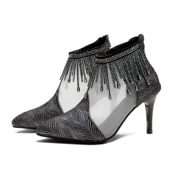 Sexiga pumpar - stiletto - svart - silver - kvinna