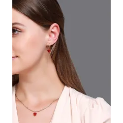 Collana d'oro e orecchini set con cuore rosso