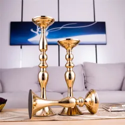 Suportes de vela de ouro - candelabro
