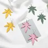 AretesHojas de cáñamo - Pendientes de ángulo - Pendientes de gota geométrica