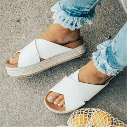 Sandali estivi - soft platform flip flops