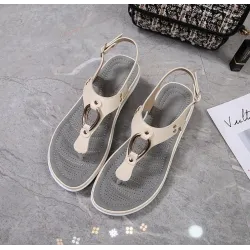 Mode sandaler med metalldekoration - Bohemian stil