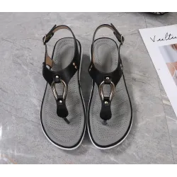 SandaliasSandalias de moda con decoración de metal - estilo bohemio