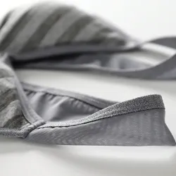 Soutien-gorge de coton rayé avec poussette