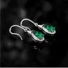 Elegantit pitkät korvakorut, joissa on vihreä kristalli - 925 sterling hopea