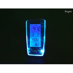 LED - blauwe lichtgevende digitale klok - elektronische kalender - thermometer - wekker met 7 geluidenKlokken