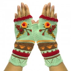 Knitted vinterhandskar - halvfinger design - med en blomsterbroderi