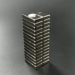 N35 Neodymium magneetit - vahva magneettilohko 20 * 10 * 4mm 4mm: n reikä - 10 kappaletta