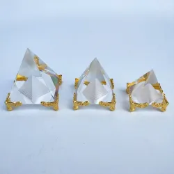 Energy healing - Feng Shui - crystal Egyptian pyramid