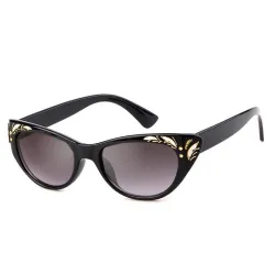 Cat eye - retro sunglasses