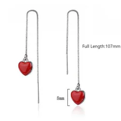 Boucles d'oreilles longues avec coeur rouge