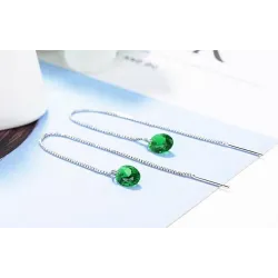 Boucles d'oreilles en argent avec zircone verte