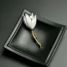 Vit tulpan - elegant brosch