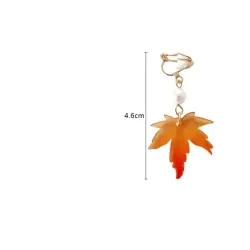 Earrings with maple leaf & pearlEarrings