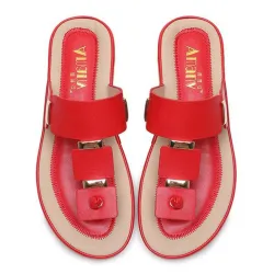 SandaliasSandalias de estilo bohemio - chanclas de playa con decoración de metal