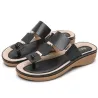 SandaliasSandalias de estilo bohemio - chanclas de playa con decoración de metal
