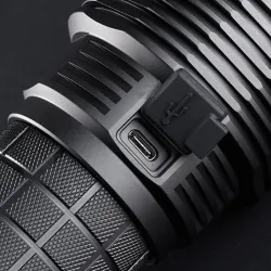 Convoy flashlight - XHP70.2 - 4300LM