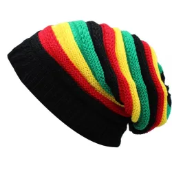 Strikket farverig hue - reggae stil