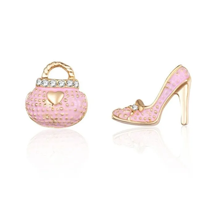 Sac en cristal & chaussure - boucles d'oreilles asymétriques