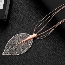 CollarShiny leave pendant necklace for women