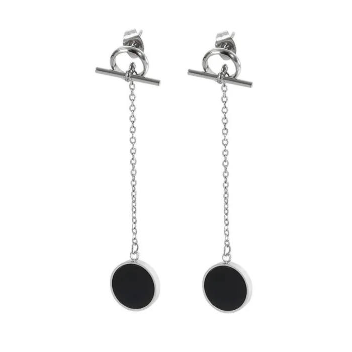 Chain with a black circle - long earrings