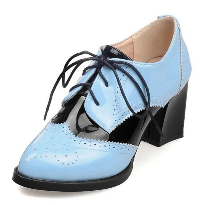 Vintage brogue schoenen - spitse neus - veterschoen - met dikke hakkenLaarzen