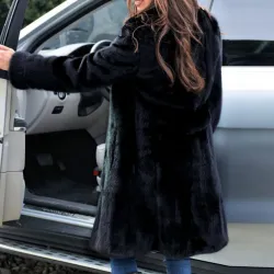 Luksusowy długi płaszcz - puszyste futerkoKurtki