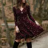 Kleines Minikleid - Langarm - V-Ausschnitt - Vintage-Blumendruck