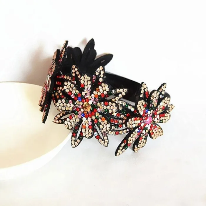 Floral hair clip - bun maker - claw - with sparkling rhinestonesHair clips