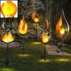 Tuinlamp met vlameffect - metalen lamp - LED - solar - waterdichtSolar verlichting