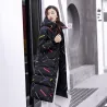 Warme / lange Daunenwinterjacke mit Kapuze und Reißverschluss