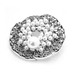 Pearl flower - crystal brooch