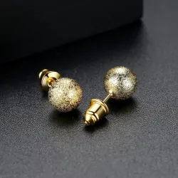 Gold metal ball - oorknopjesOorbellen