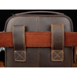 Skórzana torba na ramię / crossbody - z zamkami / kieszeniamiTorebki