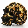 Zwart doodshoofd - met gouden gravures - beeld van harsHalloween & feest