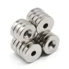 N35 - neodymowy magnes okrągły - 20 * 5 mm - z otworem 5mm - 2 / 20 sztukN35