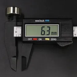 N35 - magnes neodymowy - okrągła tarcza - 20 * 10mm - z otworem 6mmN35